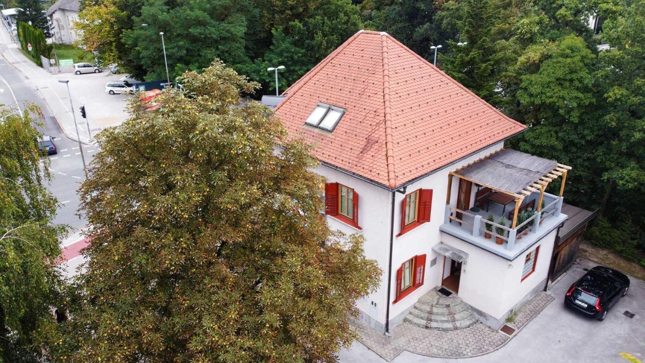 Triglav Apartment House Kranj Bagian luar foto