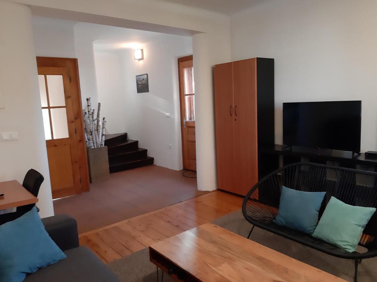 Triglav Apartment House Kranj Bagian luar foto