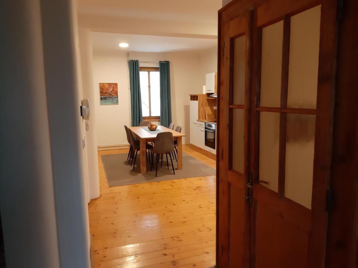 Triglav Apartment House Kranj Bagian luar foto